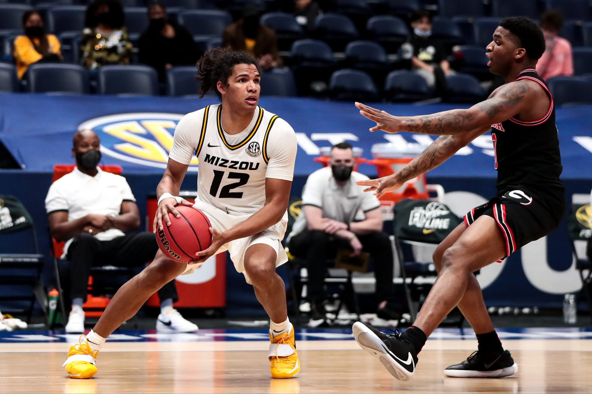 Men’s basketball flying high Office of the President