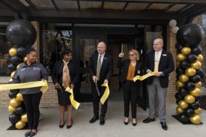 (Left to right) Missouri Students Association President Miyah Jones, Interim Vice Chancellor for Student Affairs Angela King Taylor, Director of the Student Health Center Jim Parker, Executive Director of Student Health and Well-being Jamie Shutter and Graduate Professional Council President Parker Owens cut the ribbon on the new MU Student Health Center. 