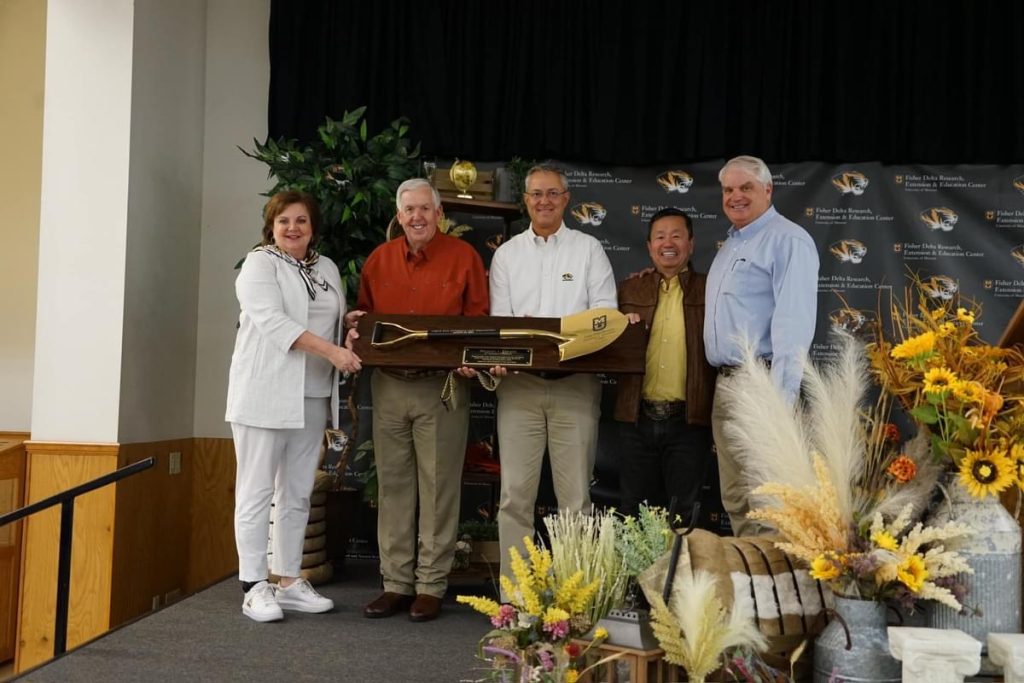 Chair Wenneker, Gov. Parson, FD-REEC Advisory Board Chair Haggard, President Choi and Sen. Bean