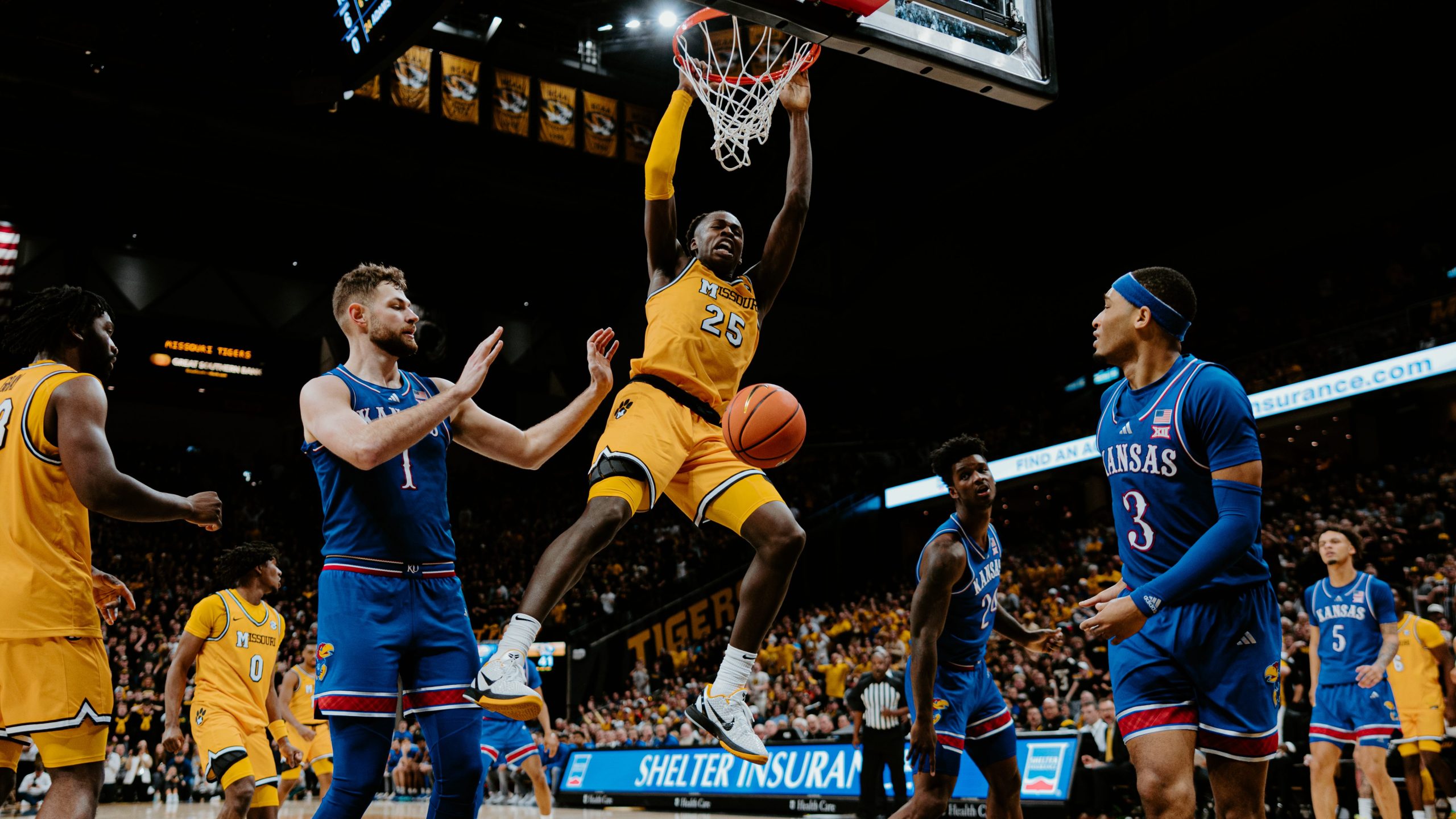 Mizzou Men's Basketball scoring against Kansas.